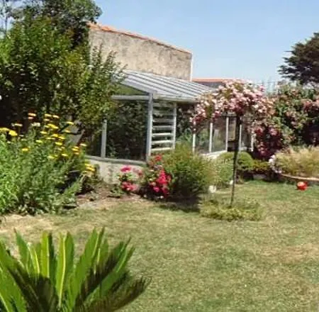 Maison Confortable A + Jardin Дом отдыха Порник